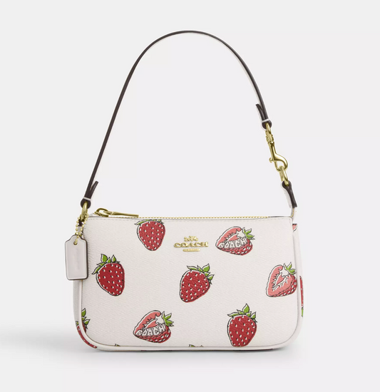 PREORDEN Coach Nolita 19 fresas 🍓